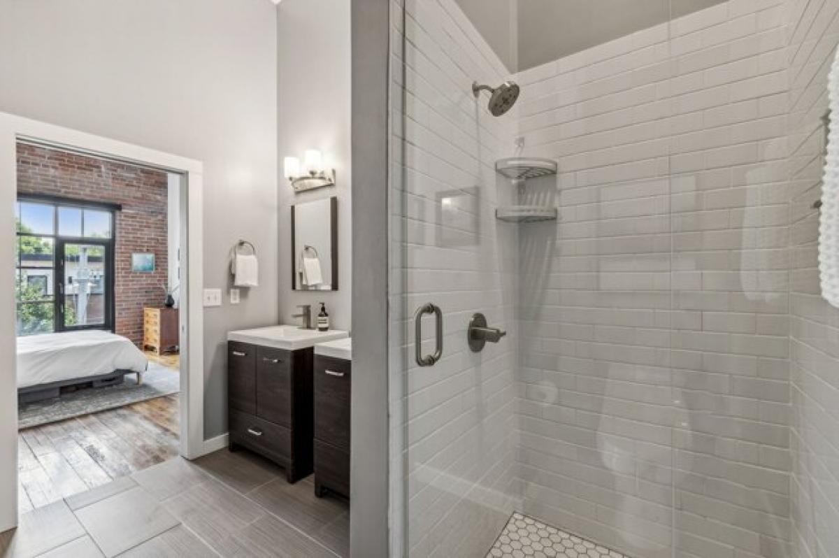 Picture of Home For Sale in Nashville, Tennessee, United States