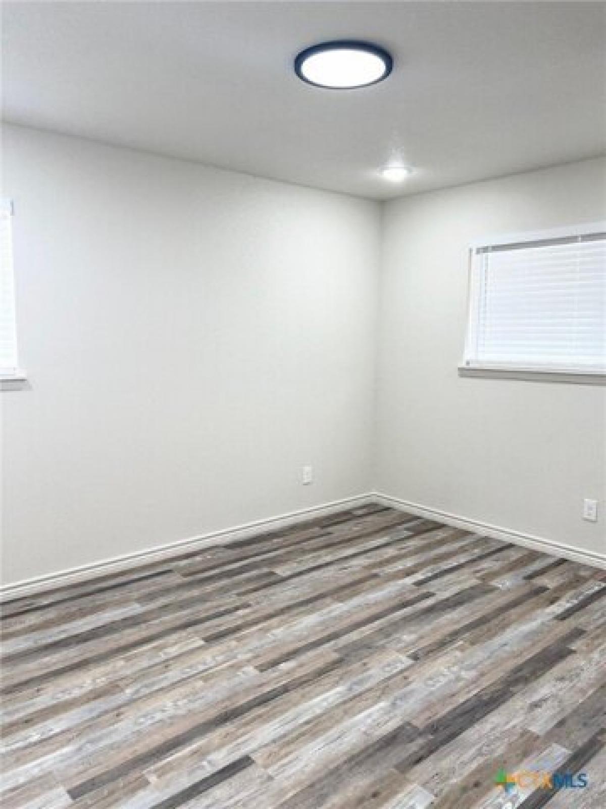 Picture of Home For Sale in Temple, Texas, United States