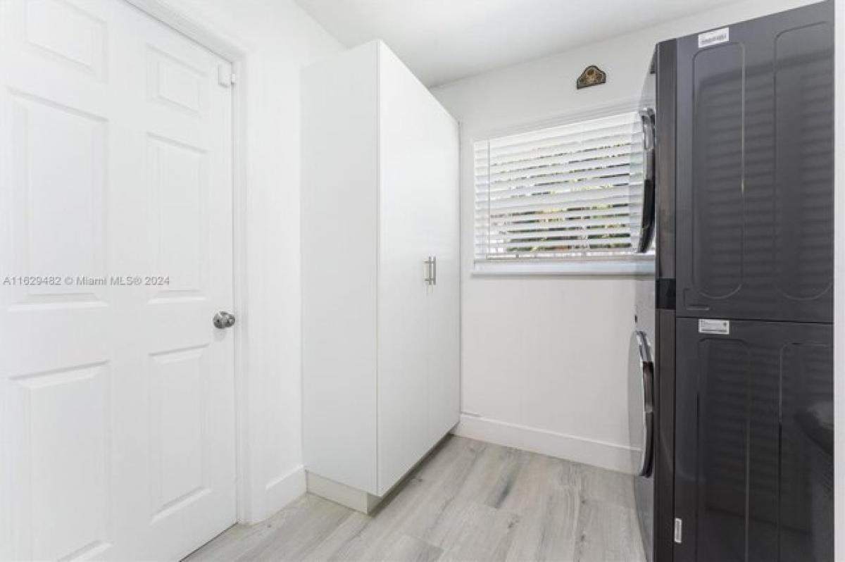 Picture of Home For Sale in Plantation, Florida, United States