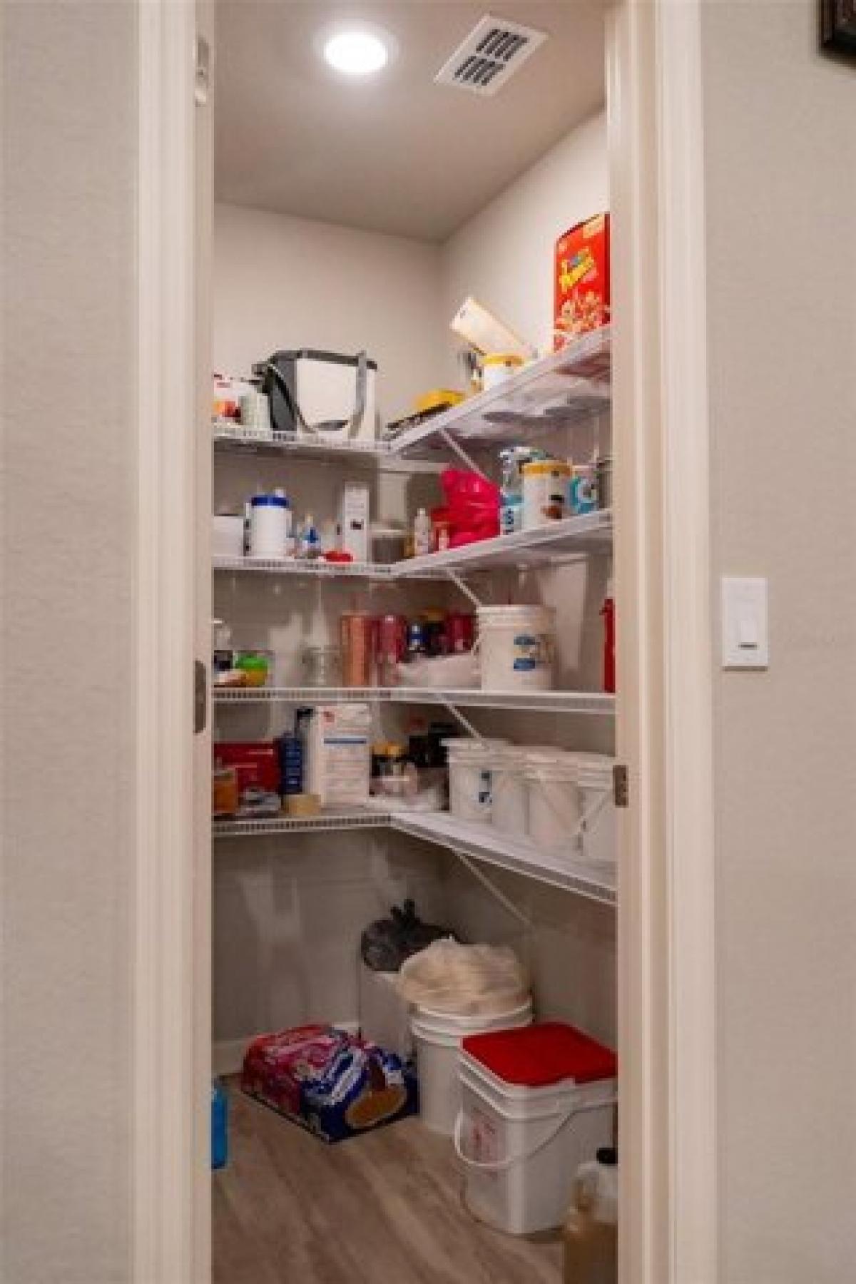 Picture of Home For Sale in Lakeland, Florida, United States