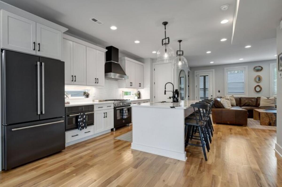 Picture of Home For Sale in Nashville, Tennessee, United States