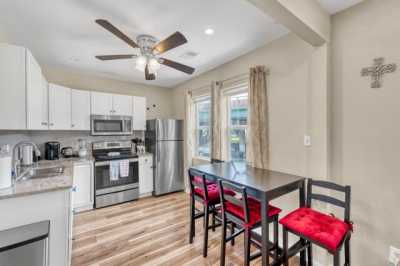 Home For Rent in Charleston, South Carolina