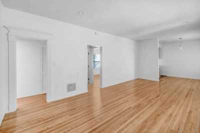 Apartment For Rent in 