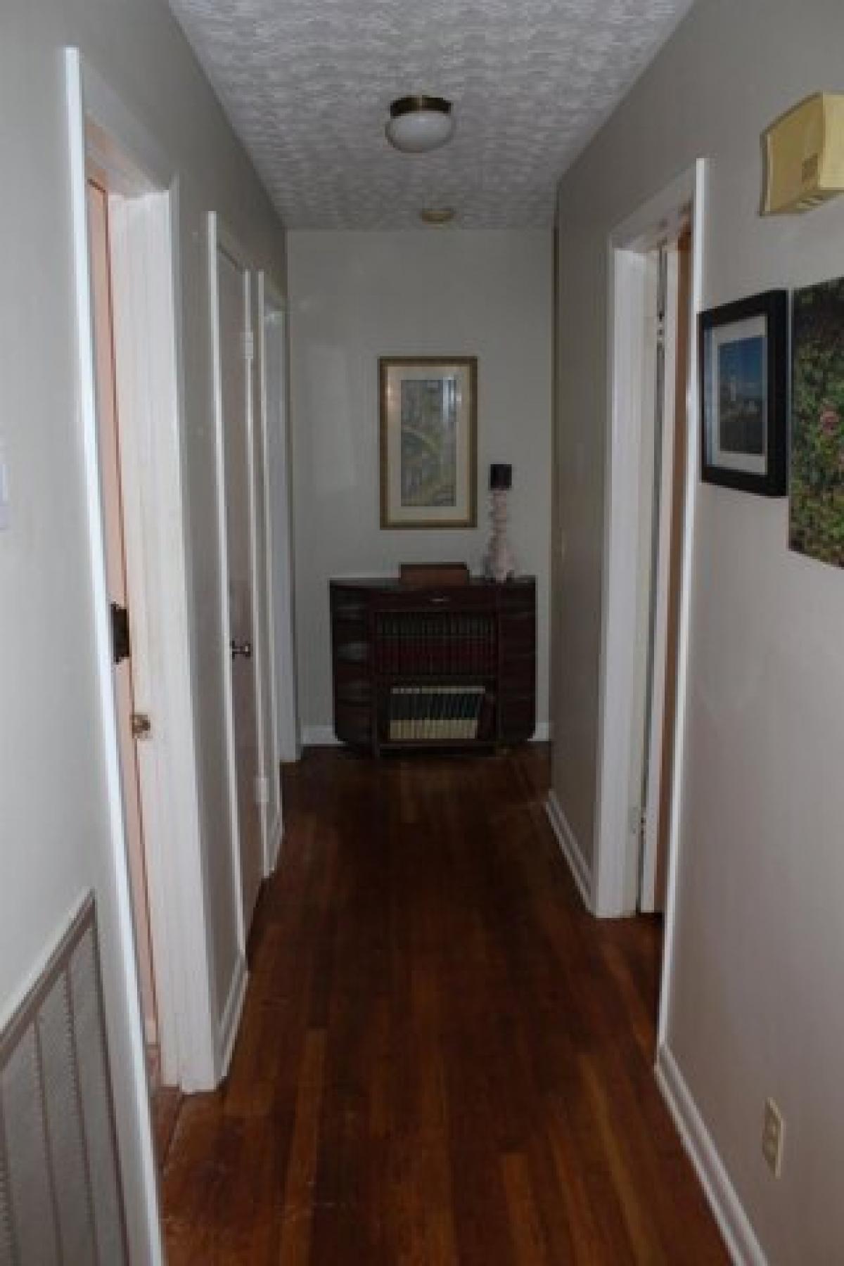 Picture of Home For Sale in Cullman, Alabama, United States