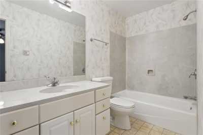 Home For Sale in Kenner, Louisiana