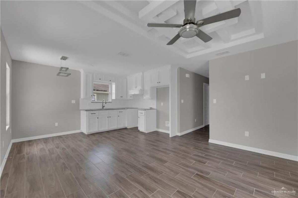 Picture of Home For Sale in Weslaco, Texas, United States