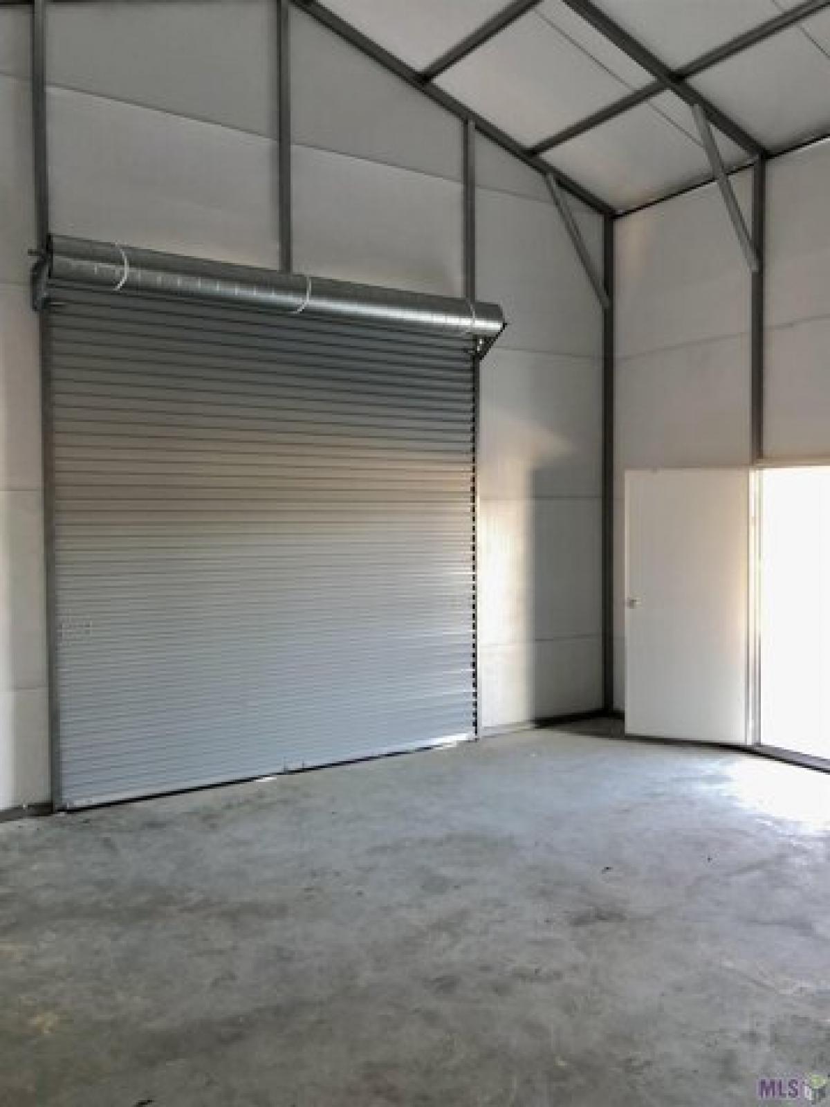 Picture of Residential Land For Sale in Zachary, Louisiana, United States