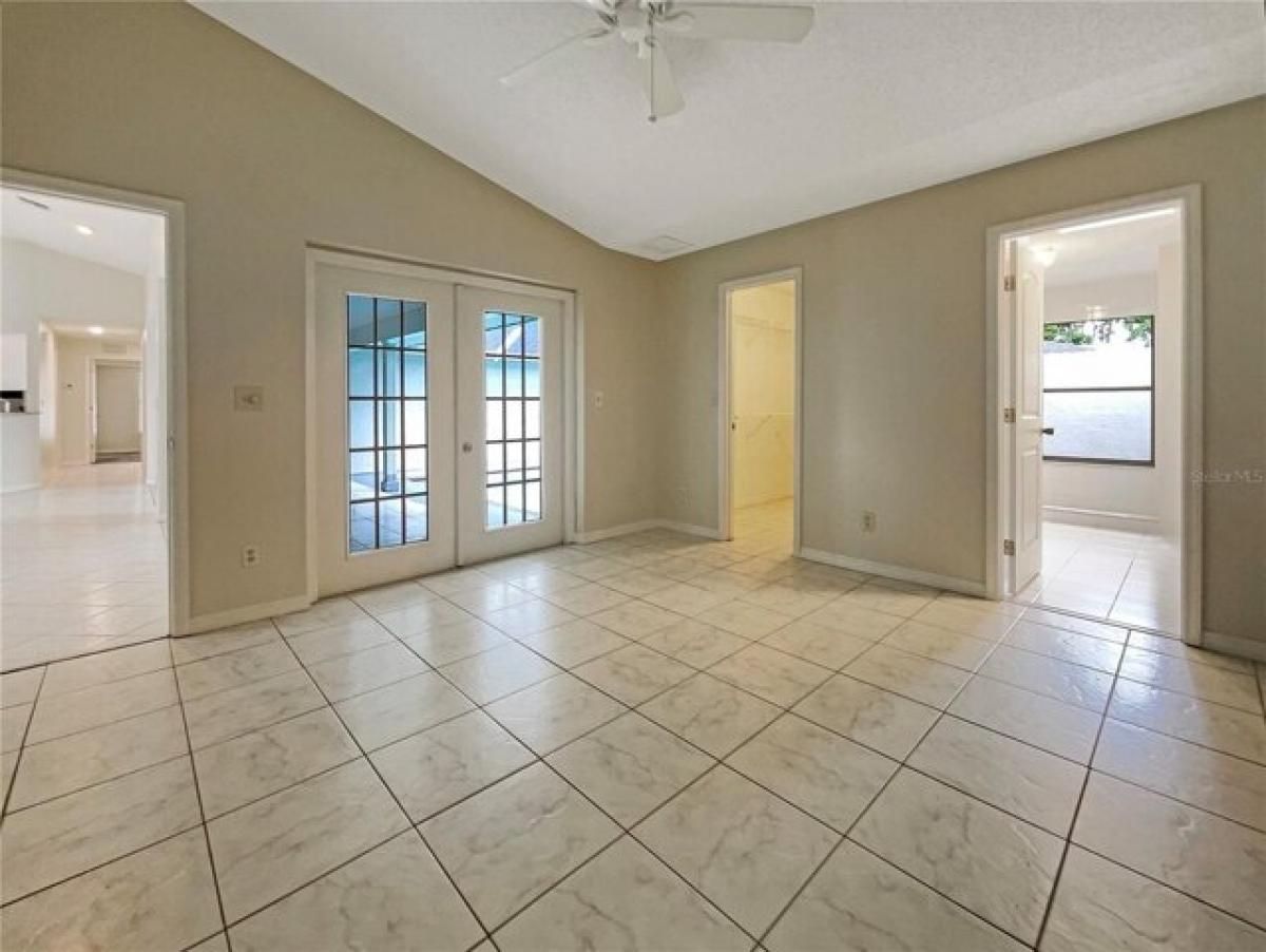 Picture of Home For Sale in Sarasota, Florida, United States