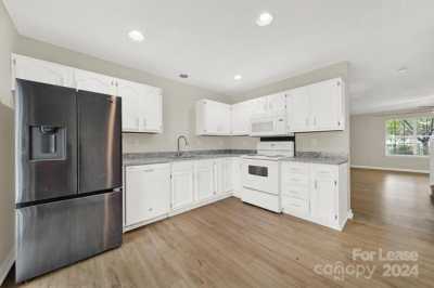 Home For Rent in Charlotte, North Carolina