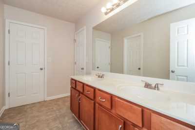 Home For Sale in Austell, Georgia