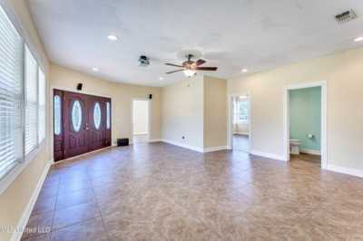 Home For Sale in Gulfport, Mississippi