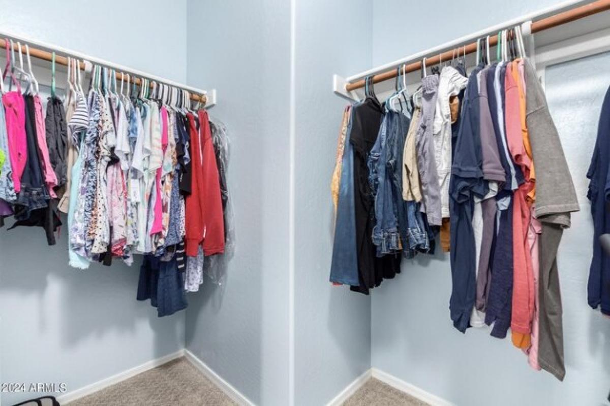 Picture of Home For Sale in Goodyear, Arizona, United States