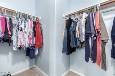 Home For Sale in Goodyear, Arizona