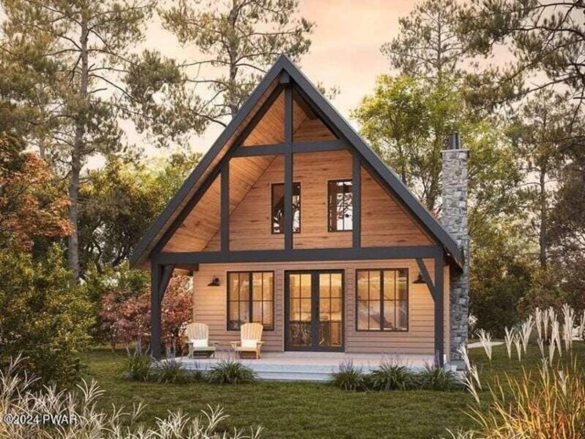 Picture of Home For Sale in Lake Ariel, Pennsylvania, United States