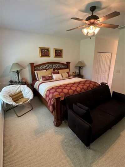 Home For Sale in Loxahatchee, Florida