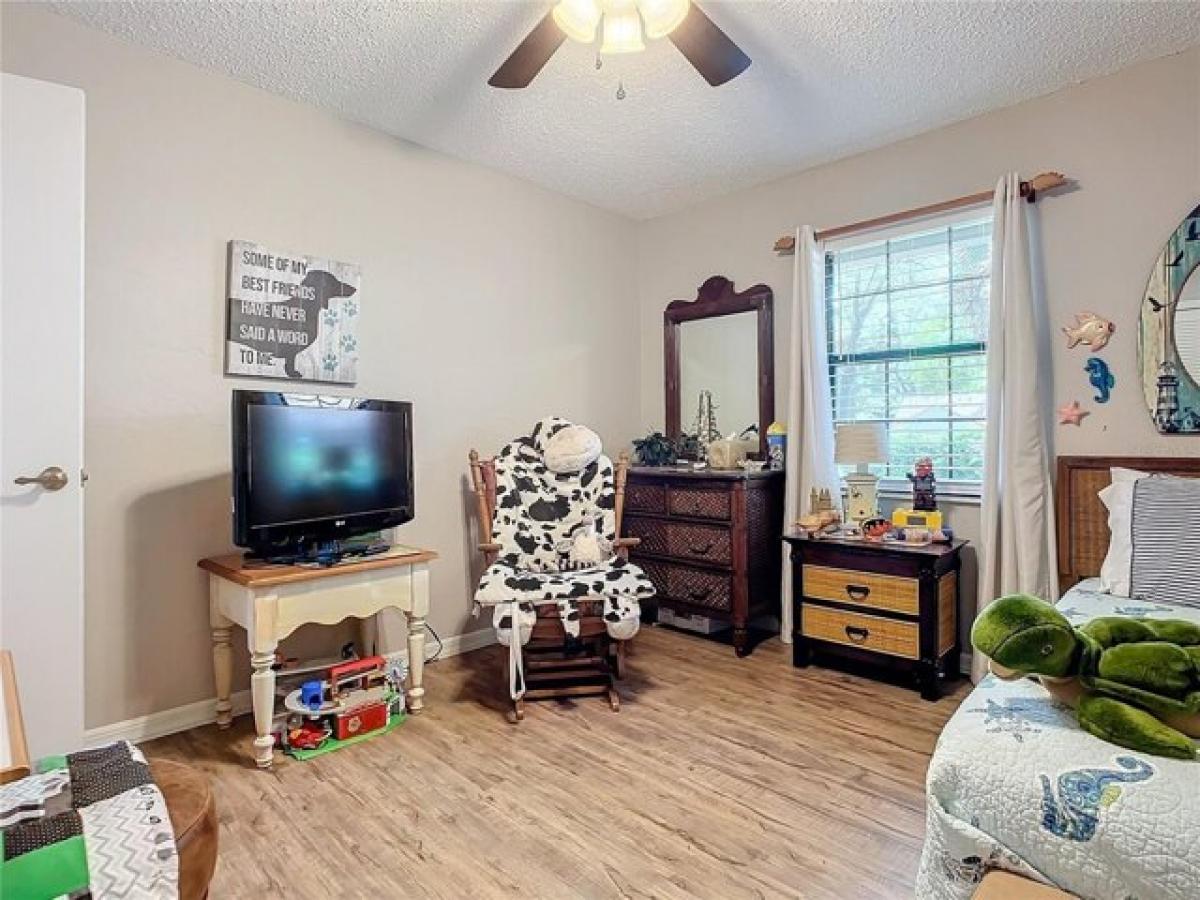 Picture of Home For Sale in Deland, Florida, United States