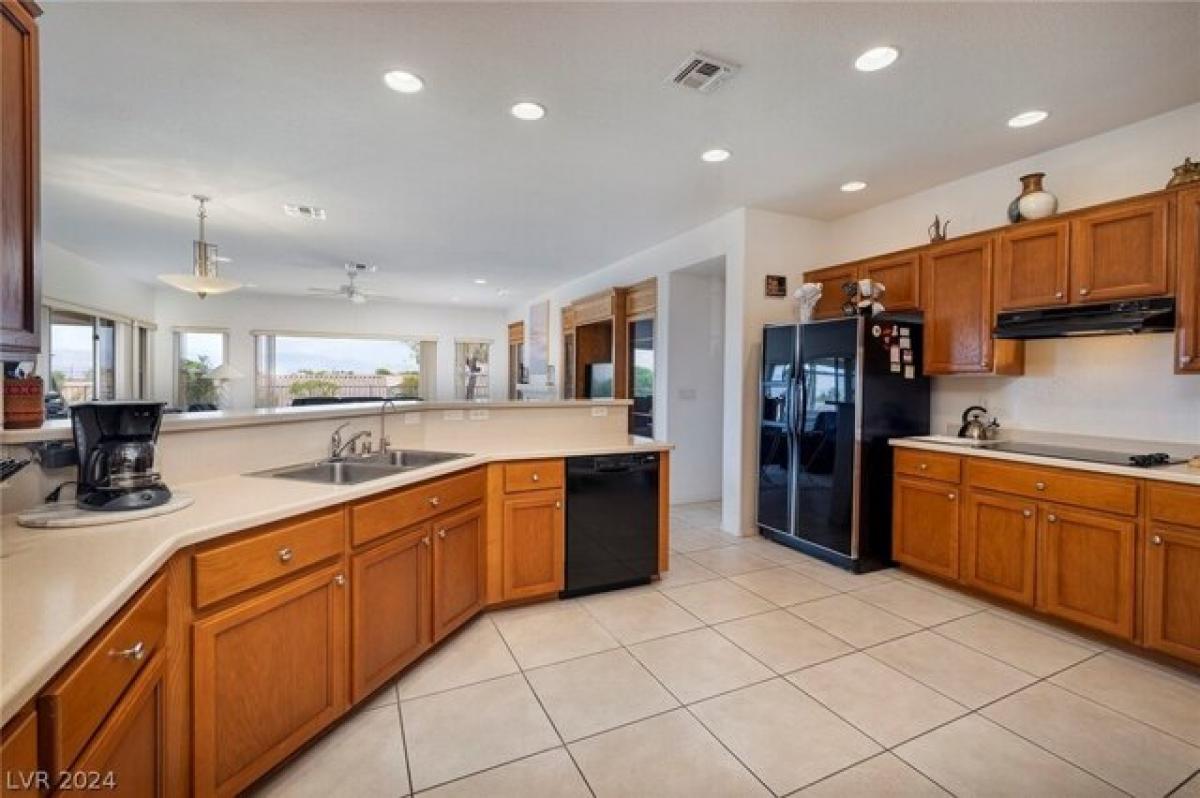 Picture of Home For Sale in Henderson, Nevada, United States