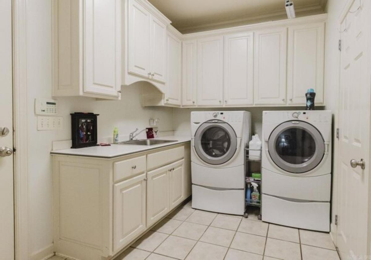 Picture of Home For Sale in Little Rock, Arkansas, United States