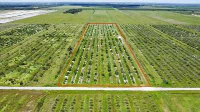 Residential Land For Sale in Punta Gorda, Florida