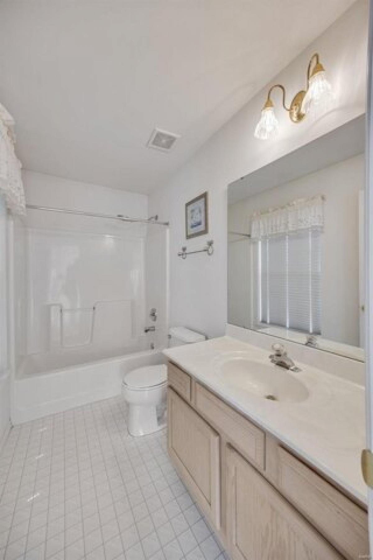 Picture of Home For Sale in Saint Louis, Missouri, United States