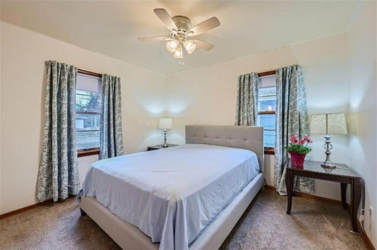 Picture of Home For Sale in Minneapolis, Minnesota, United States