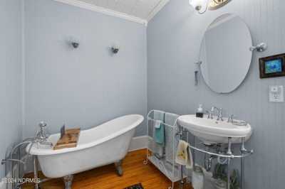 Home For Sale in New Bern, North Carolina