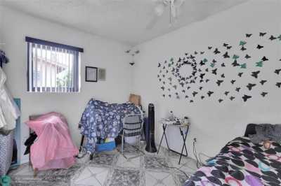 Home For Sale in Sunrise, Florida