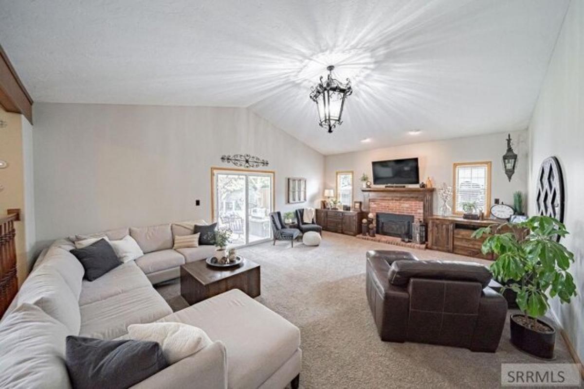 Picture of Home For Sale in Idaho Falls, Idaho, United States