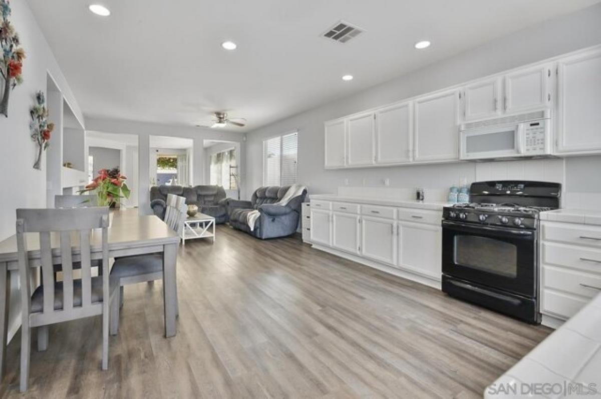 Picture of Home For Sale in Beaumont, California, United States