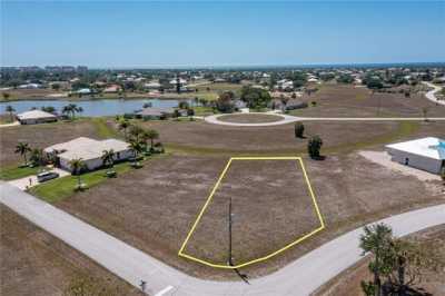 Residential Land For Sale in Punta Gorda, Florida