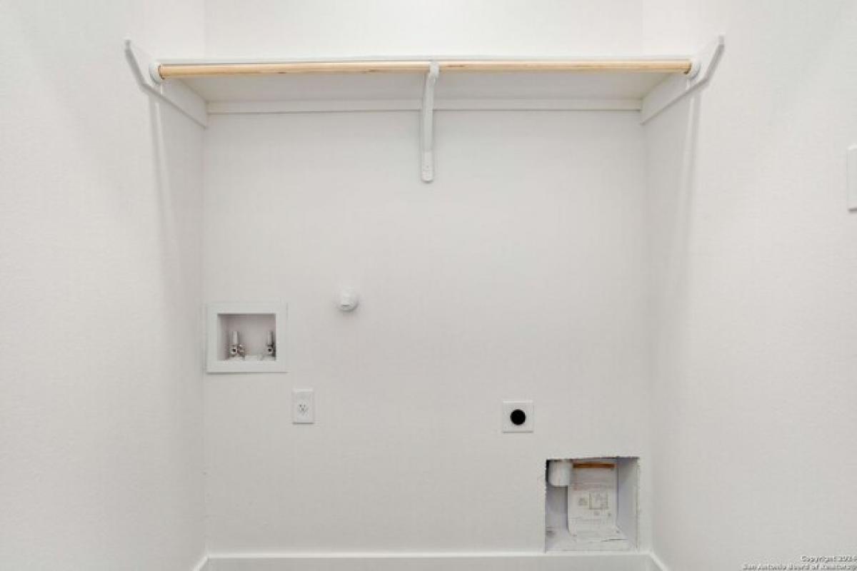 Picture of Home For Sale in Spring Branch, Texas, United States