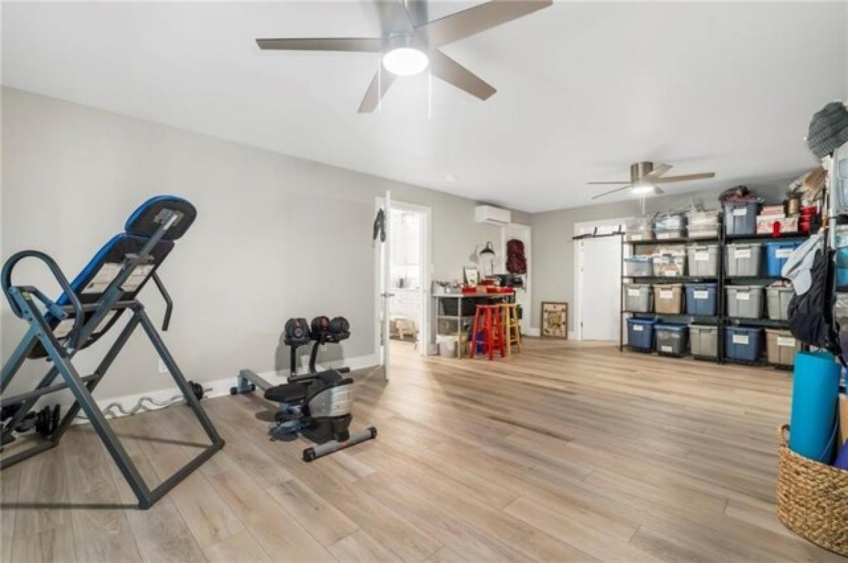 Picture of Home For Sale in Bella Vista, Arkansas, United States