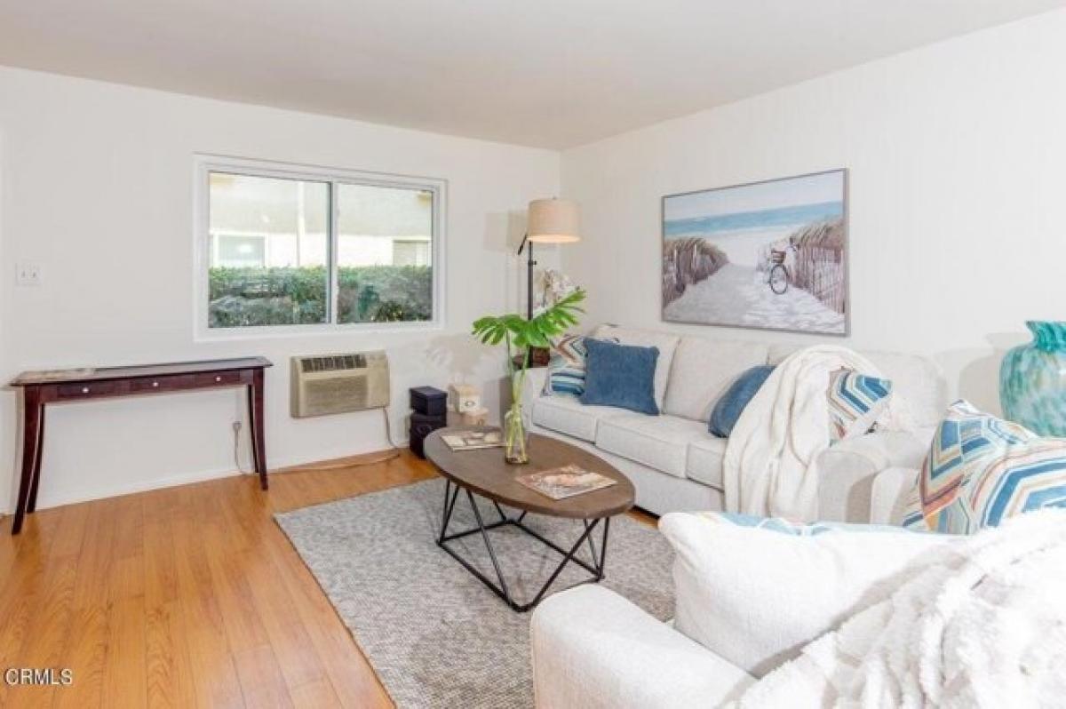 Picture of Home For Sale in Burbank, California, United States