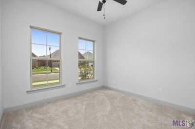 Home For Sale in Gonzales, Louisiana