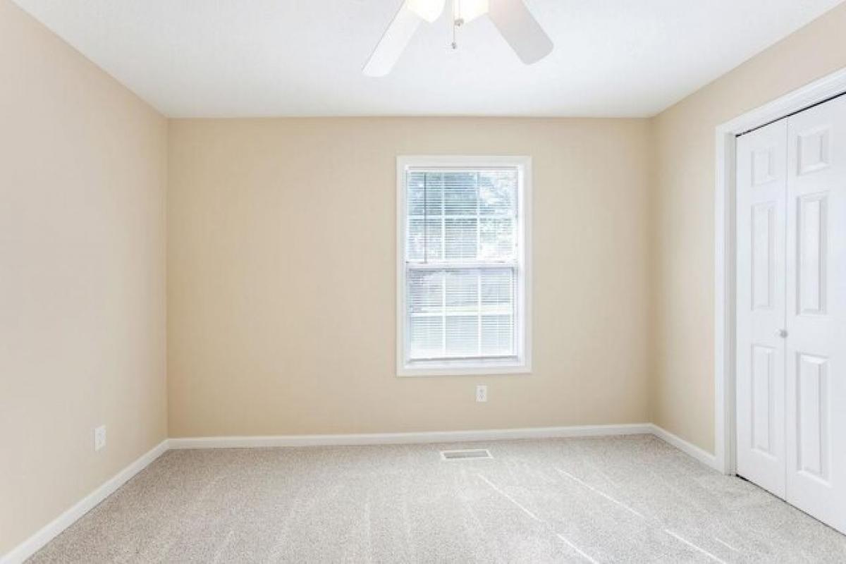 Picture of Home For Sale in Hopkinsville, Kentucky, United States