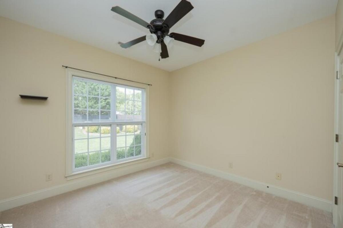 Picture of Home For Sale in Greer, South Carolina, United States