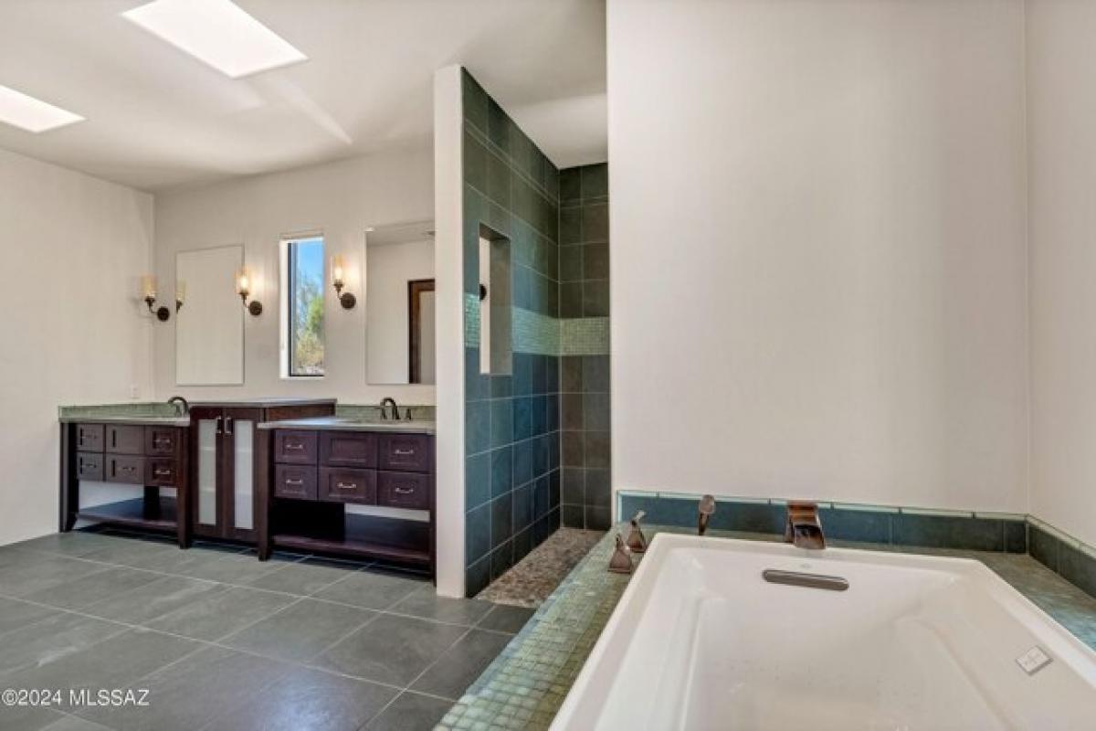 Picture of Home For Sale in Marana, Arizona, United States