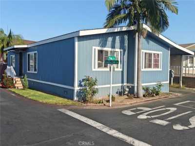 Home For Sale in Santa Ana, California