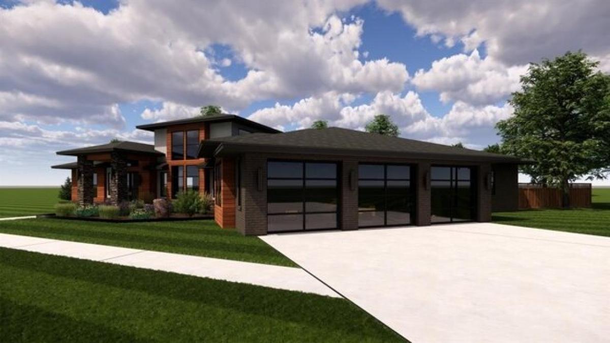 Picture of Home For Sale in Yukon, Oklahoma, United States