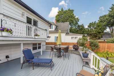 Home For Sale in Crystal Lake, Illinois