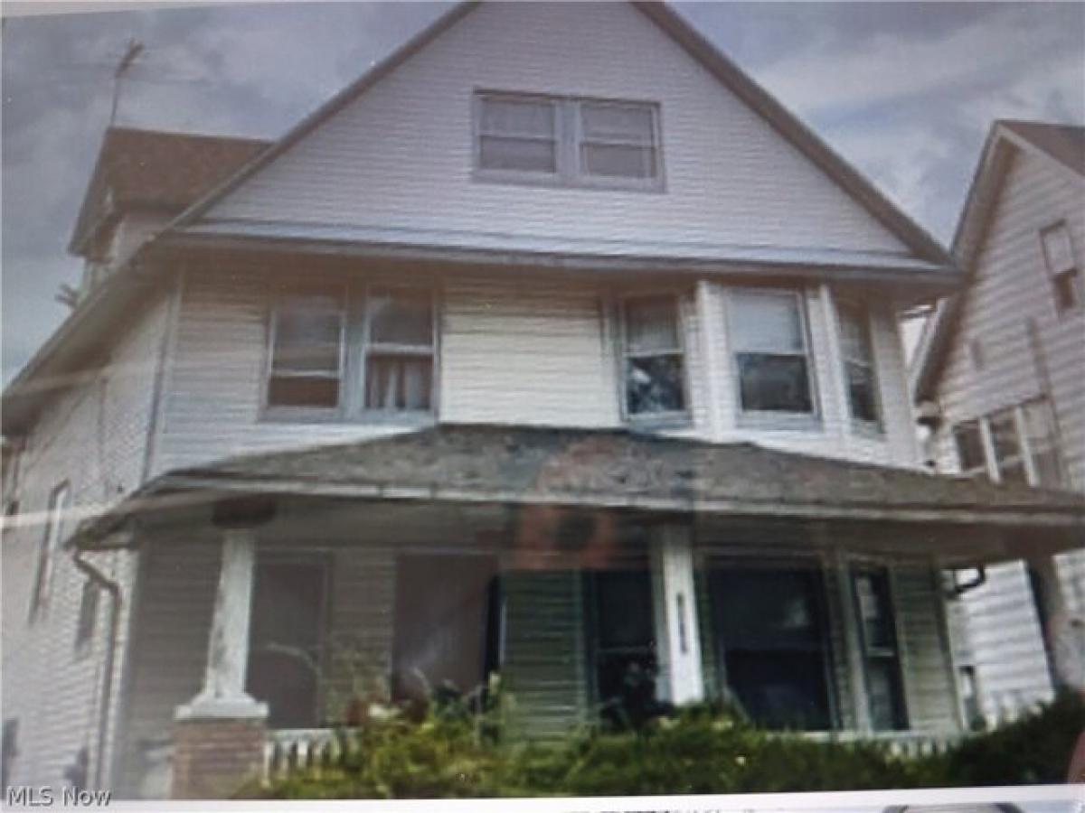 Picture of Home For Sale in Cleveland, Ohio, United States