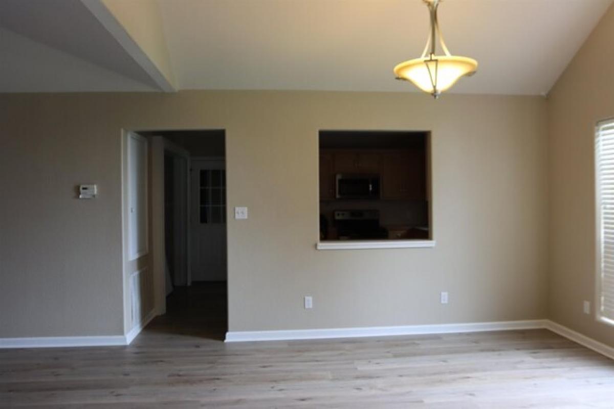 Picture of Home For Sale in Lumberton, Texas, United States