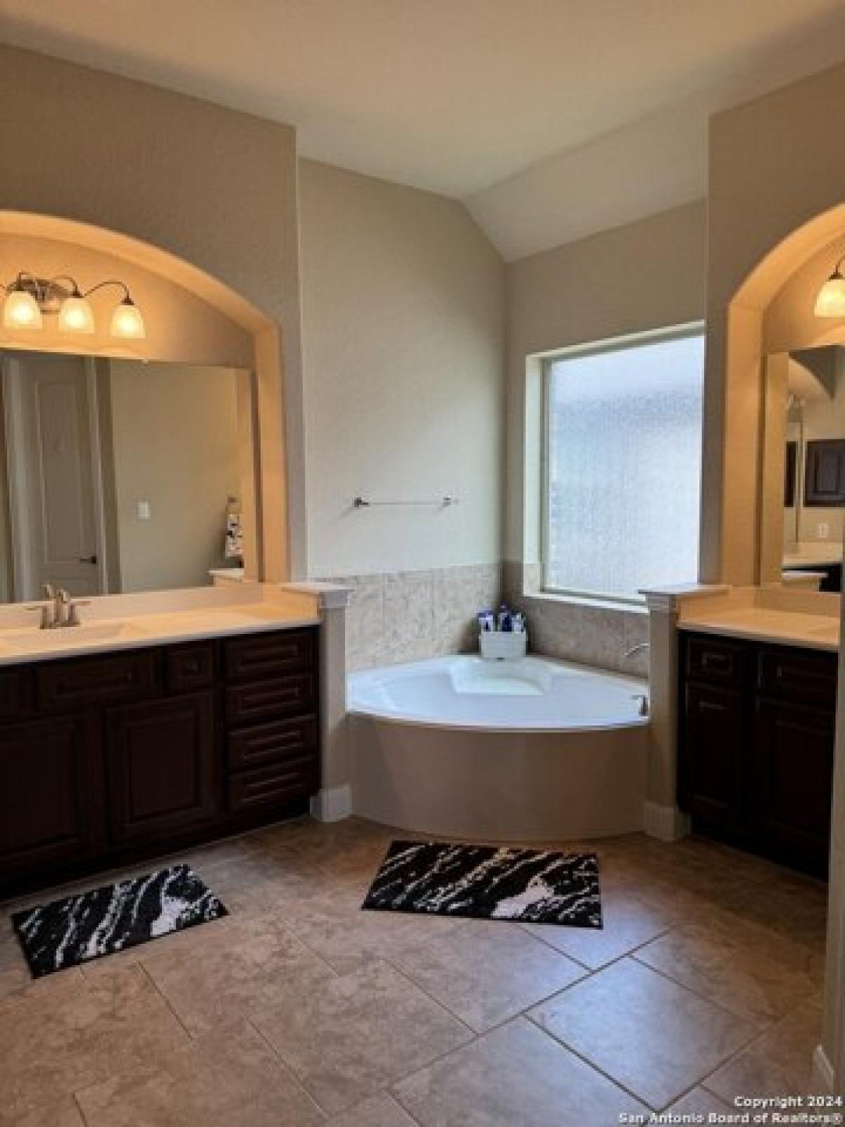 Picture of Home For Sale in Bulverde, Texas, United States