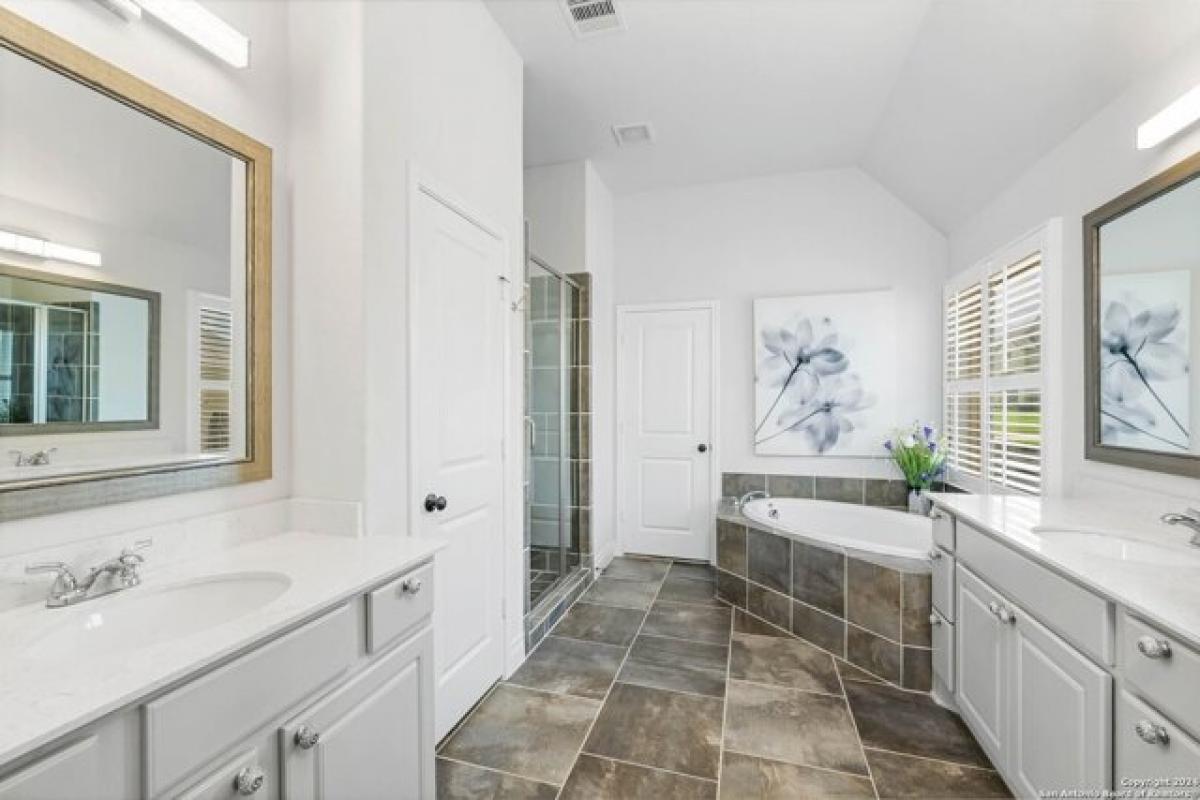 Picture of Home For Sale in Boerne, Texas, United States