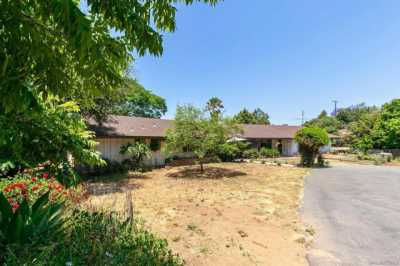 Home For Sale in Fallbrook, California