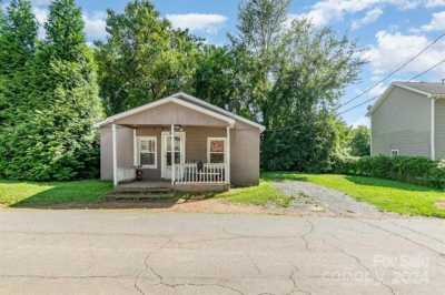 Home For Sale in Charlotte, North Carolina