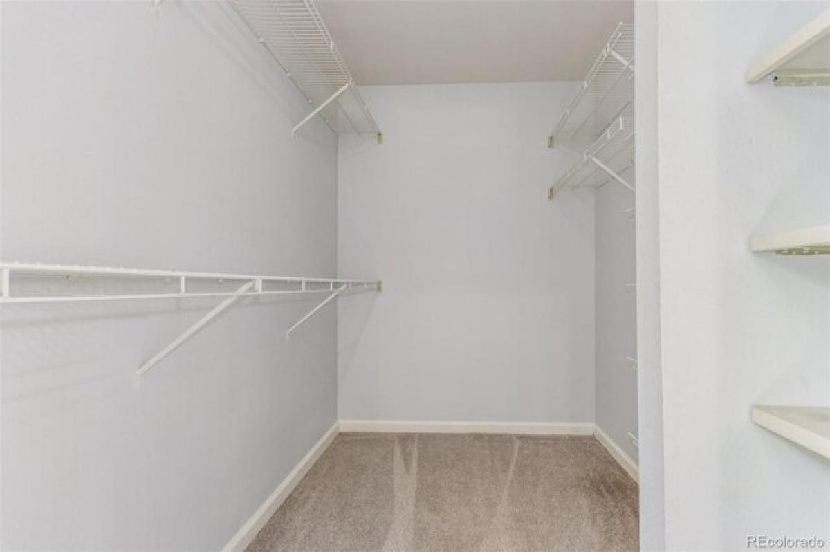 Picture of Home For Sale in Denver, Colorado, United States