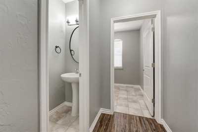 Home For Sale in Mustang, Oklahoma