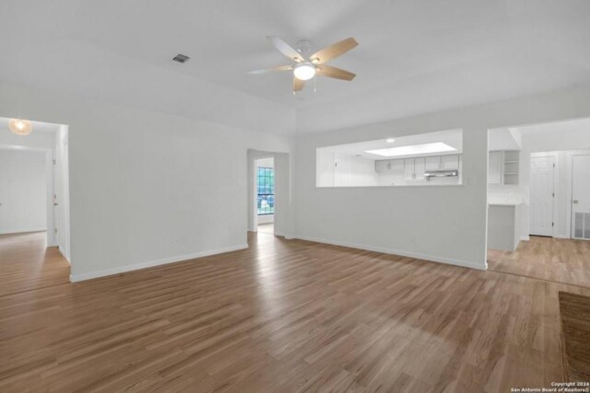 Picture of Home For Sale in New Braunfels, Texas, United States