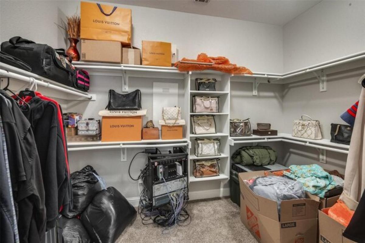 Picture of Home For Sale in Mansfield, Texas, United States